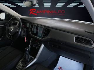 VOLKSWAGEN T-Roc usata 18