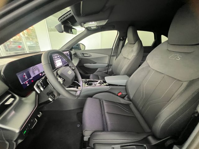 AUDI Q3 usata, con Sensori di parcheggio anteriori