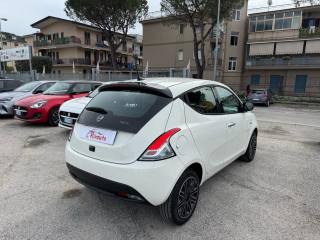 LANCIA Ypsilon usata, con Airbag Passeggero
