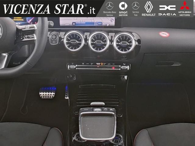 MERCEDES-BENZ CLA 200 usata, con Chiusura centralizzata