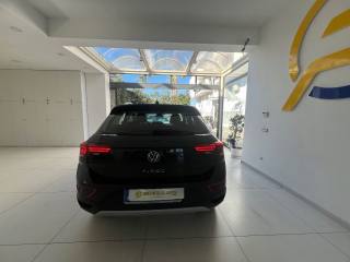 VOLKSWAGEN T-Roc usata, con Cerchi in lega