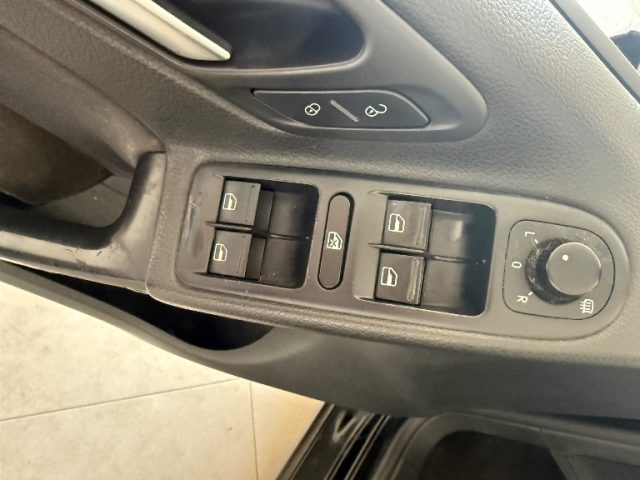 VOLKSWAGEN Golf usata 12