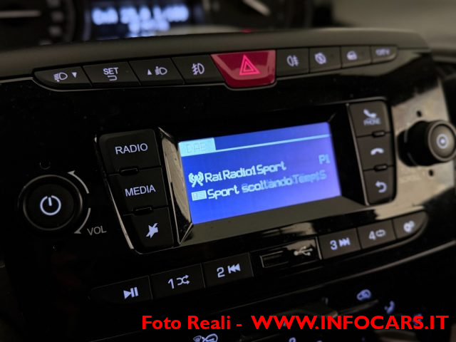 LANCIA Ypsilon usata, con Autoradio digitale