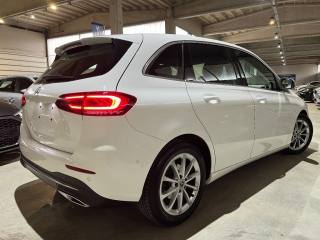 MERCEDES-BENZ B 180 usata, con Boardcomputer