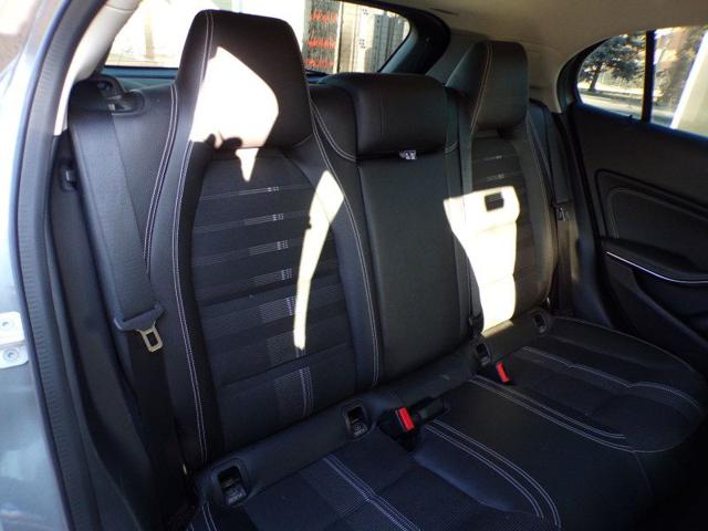 MERCEDES-BENZ GLA 220 usata 52