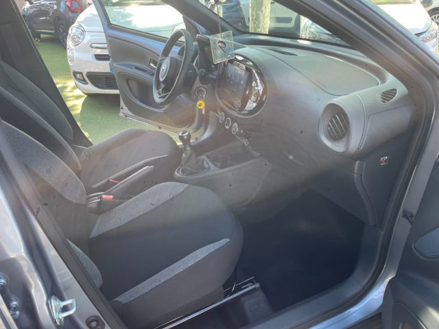 TOYOTA Aygo X usata, con Climatizzatore