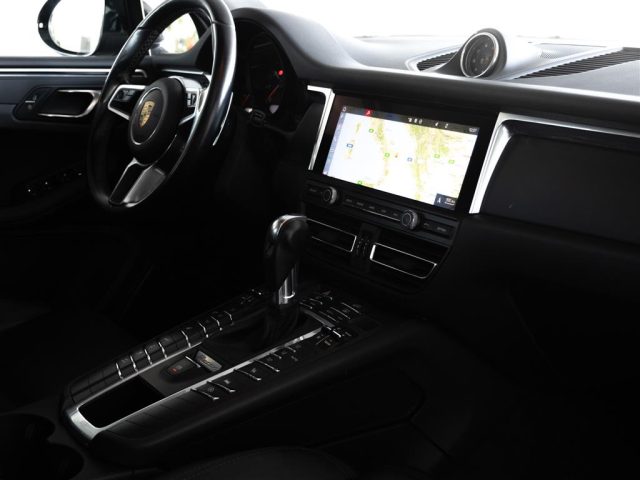 PORSCHE Macan usata 22