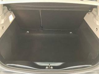 RENAULT ZOE usata, con Hill holder