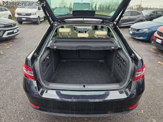 SKODA Superb usata, con Interni in pelle