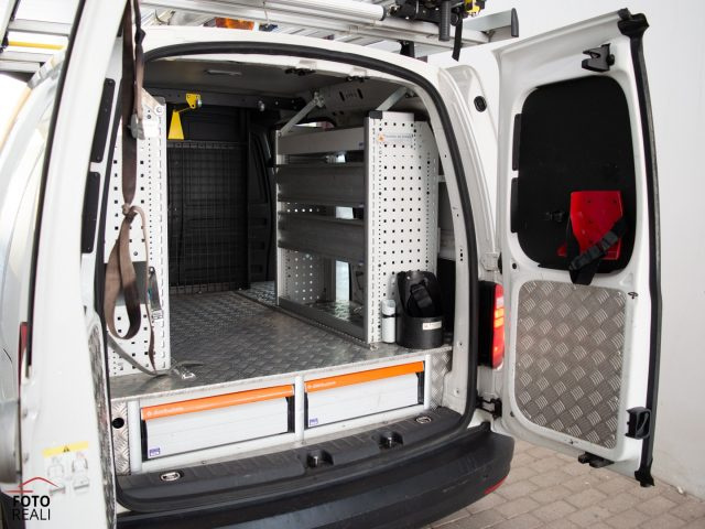 VOLKSWAGEN Caddy usata, con ESP