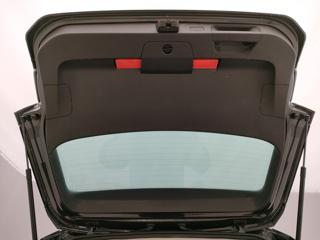 VOLKSWAGEN Passat Variant usata, con USB