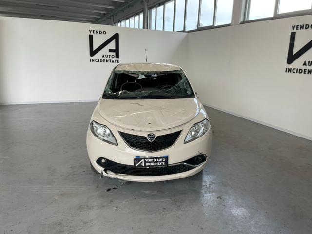LANCIA Ypsilon usata, con Airbag