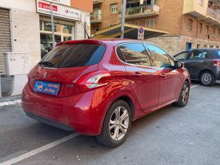 PEUGEOT 208 usata, con Alzacristalli elettrici