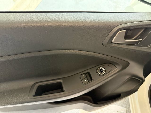 HYUNDAI i20 usata 20
