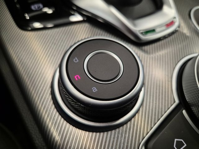 ALFA ROMEO Stelvio usata, con Bluetooth