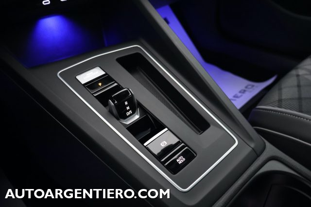 VOLKSWAGEN Golf usata, con Controllo automatico clima