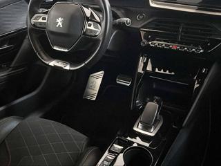 PEUGEOT 208 usata, con Sedile posteriore sdoppiato