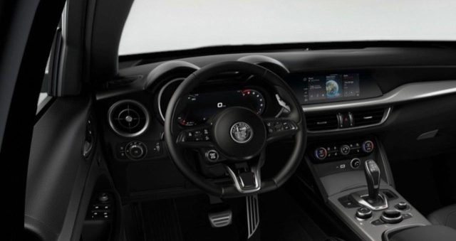 ALFA ROMEO Stelvio usata, con Autoradio