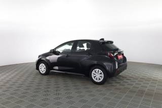 TOYOTA Yaris usata 4