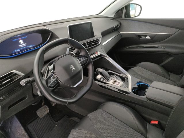 PEUGEOT 3008 usata, con Boardcomputer