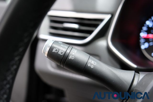 RENAULT Clio usata, con Autoradio digitale