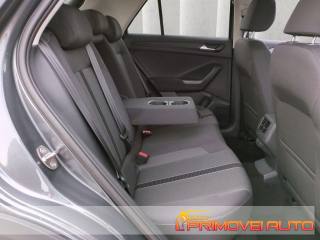 VOLKSWAGEN T-Roc usata, con Autoradio