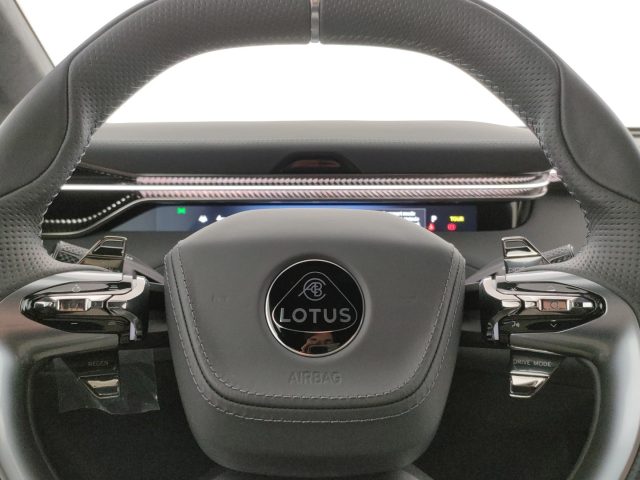 LOTUS Eletre usata, con Touch screen