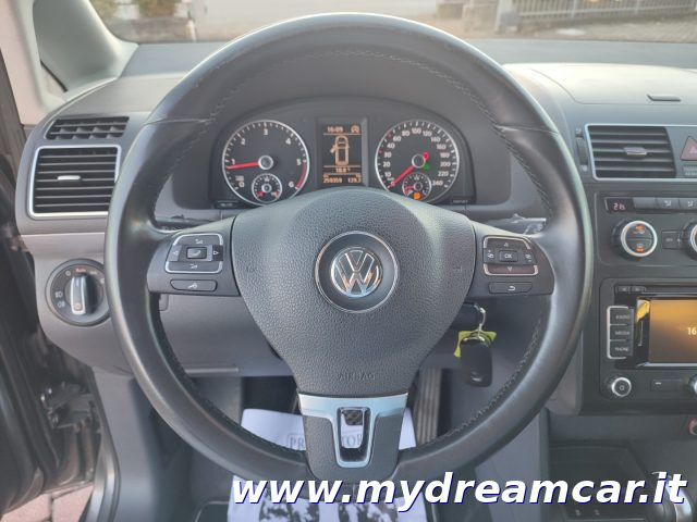 VOLKSWAGEN Touran usata, con Fendinebbia