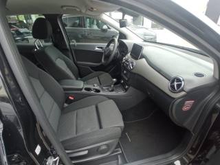 MERCEDES-BENZ B 180 usata, con Autoradio