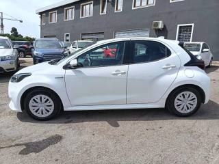 TOYOTA Yaris usata 3