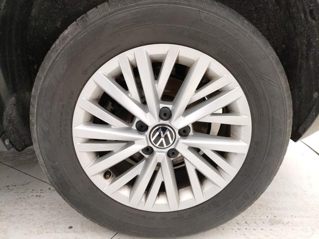 VOLKSWAGEN T-Roc usata, con Volante in pelle