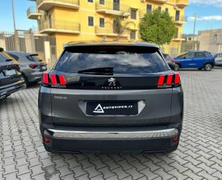 PEUGEOT 3008 usata, con Autoradio