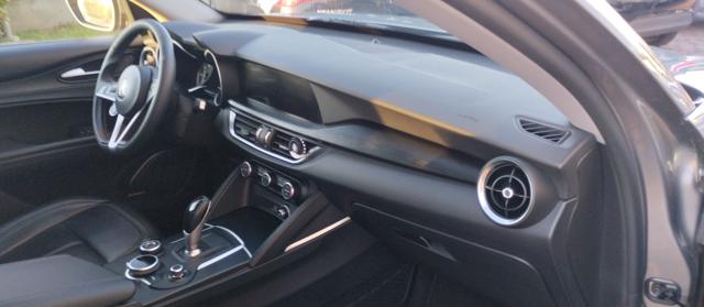 ALFA ROMEO Stelvio usata, con Alzacristalli elettrici
