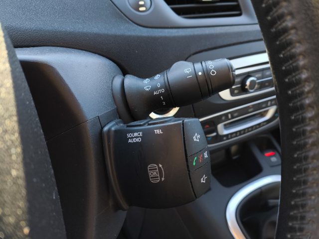 RENAULT Scenic usata 11
