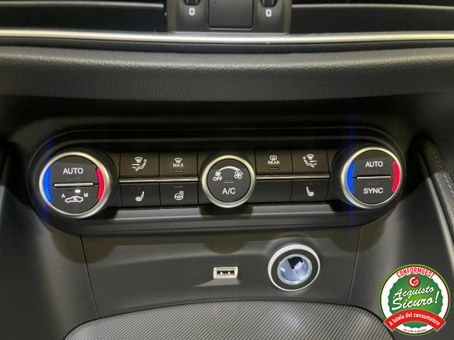 ALFA ROMEO Stelvio usata, con Sensore di luce