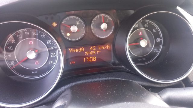FIAT Punto Evo usata 12