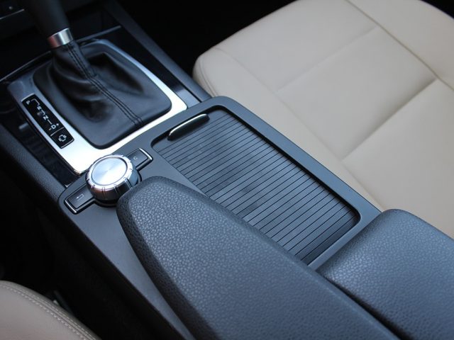 MERCEDES-BENZ C 220 usata, con Bracciolo