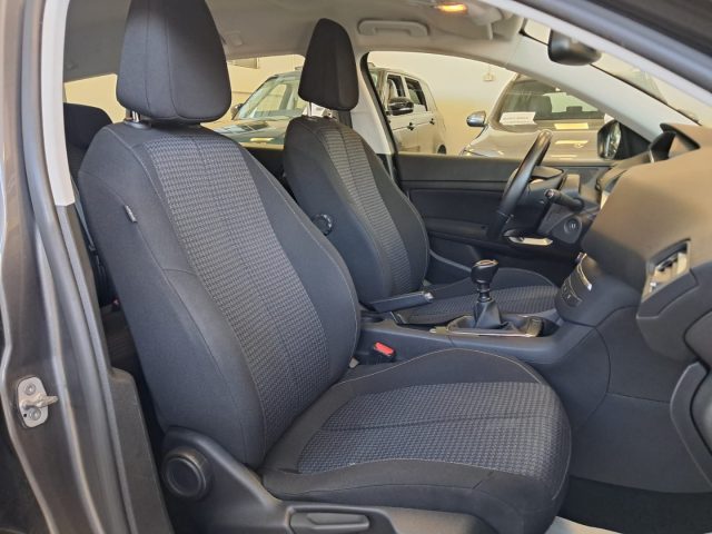 PEUGEOT 308 usata, con Climatizzatore