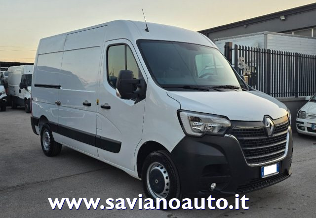 RENAULT usata 1