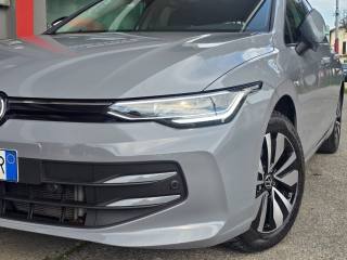 VOLKSWAGEN Golf usata, con Autoradio digitale