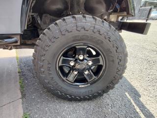 LAND ROVER Defender usata, con Bracciolo