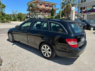 MERCEDES-BENZ C 220 usata, con Autoradio