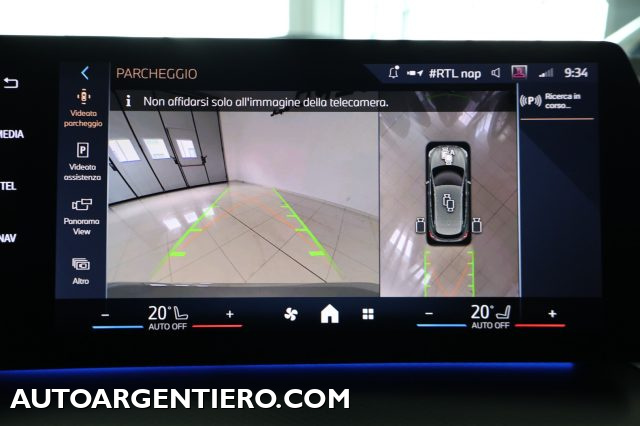 BMW 218 usata, con Fari direzionali