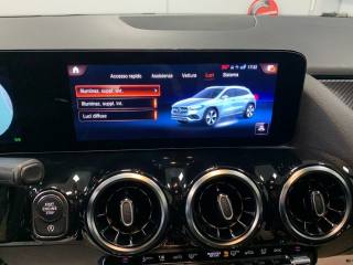 MERCEDES-BENZ GLA 200 usata, con Leve al volante