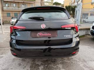FIAT Tipo usata, con Controllo automatico clima