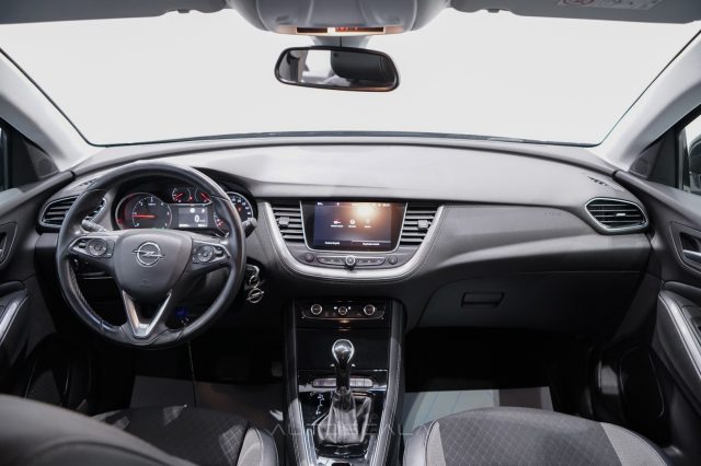 OPEL Grandland X usata, con Volante multifunzione