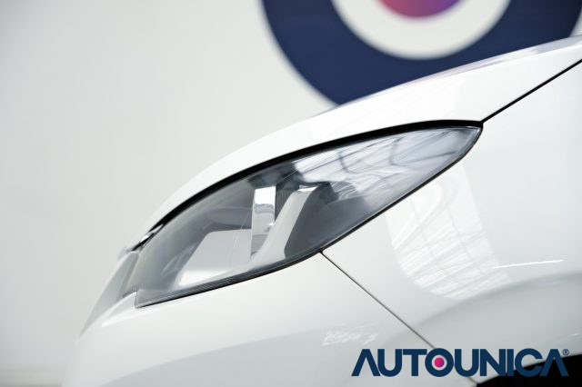 PEUGEOT 108 usata, con USB