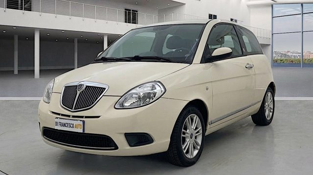 LANCIA Ypsilon usata, con Airbag laterali