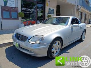 MERCEDES-BENZ SLK 200 usata, con Fendinebbia