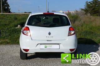 RENAULT Clio usata, con Autoradio
